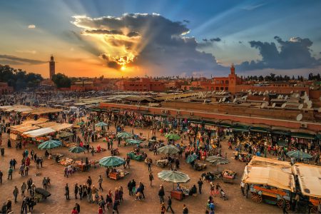 Discover Marrakech city tour: Bahia Palace, Saadian Tombs, Souk and Shopping